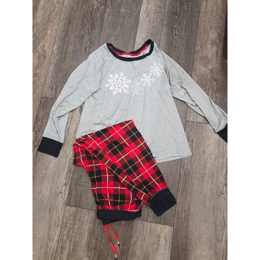 Cuddl Duds Pajama Set Womens PM Petite Medium Gray Snowflake Red Plaid 2pc PJ